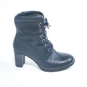 TIMBERLAND black leather heeled boots in EUC!